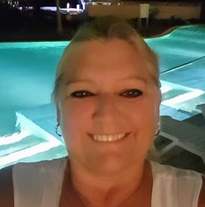 Meet your Posher, Rita